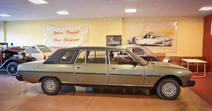 Peugeot 604: l'auto del Papa [Video]