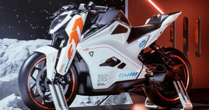 Ultraviolette F77 Space Edition: debutta l’esclusiva moto elettrica in soli 10 esemplari