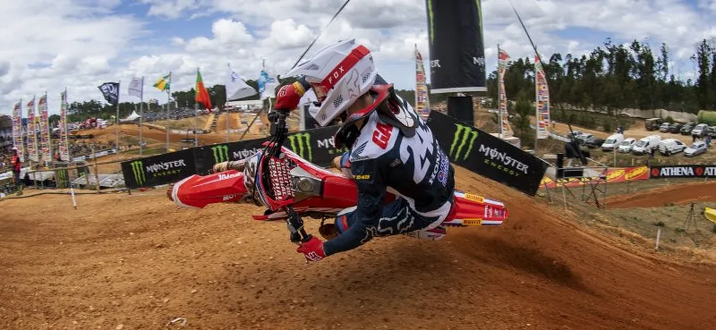 MXGP Indonesia 2019: Gajser vince ancora e va a +130 su Cairoli