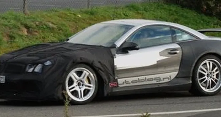 Nuove foto spia: Mercedes SL Black Series? SLC? McLaren?