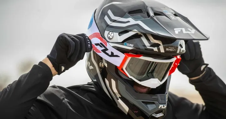 FLY Racing 2026: nuova gamma caschi e occhiali offroad