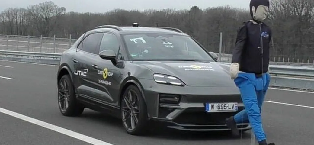 I cofani sempre più alti delle auto stanno diventando un problema di sicurezza