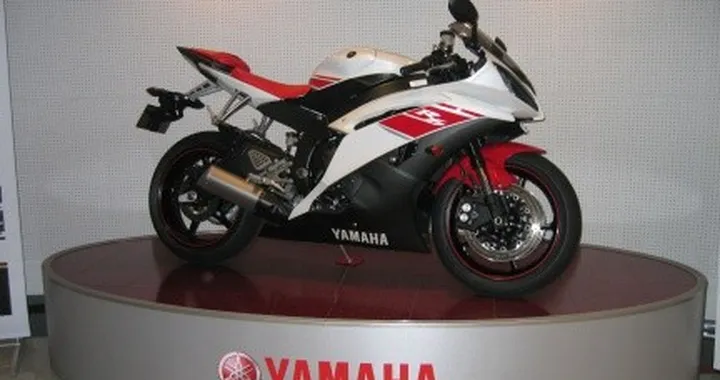 Anteprima Mondiale: R6 2008 e Museo Yamaha