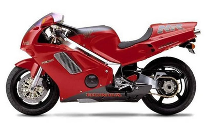 Honda NR 750 all'asta su Ebay