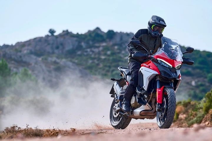 Pirelli Scorpion Trail III