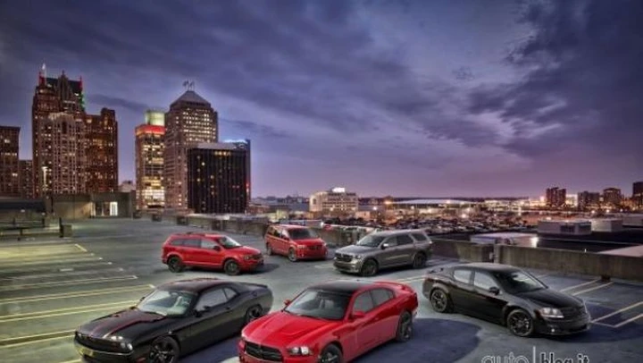 Dodge Durango, Grand Caravan e Journey Blacktop