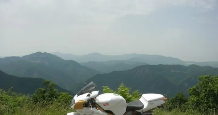 Foto del giorno: Aprilia RSV1000S