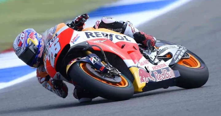 MotoGP Assen 2015: Pedrosa precede Marquez e Rossi nelle FP2
