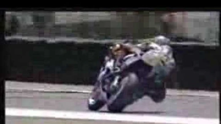 Quel che si dice stracciare il gas in uscita di curva