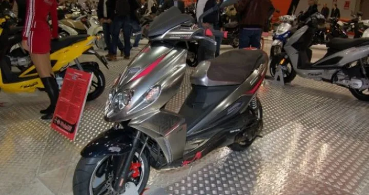 Live @ Eicma 2010: Malaguti Phantom Masterpiece per gli 80 anni della Casa bolognese