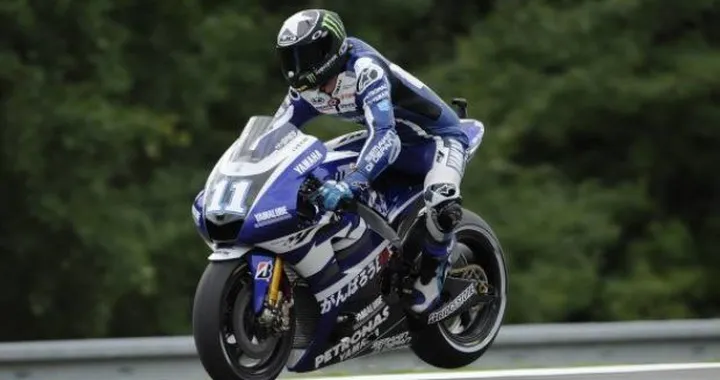 MotoGP: Ben Spies subito al comando nelle FP1 di Indianapolis, seguito da Stoner e Edwards