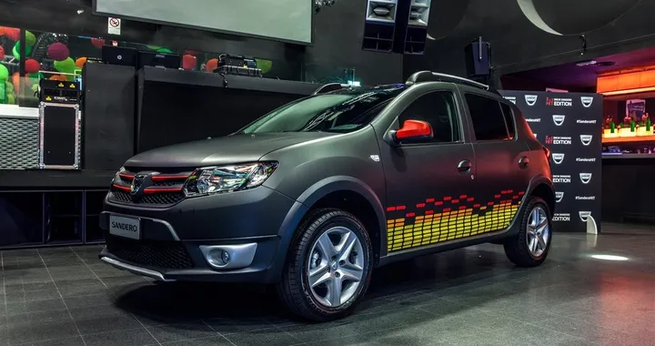 Dacia Sandero Hit Edition: foto, informazioni e prezzo