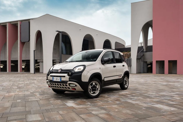 Fiat Panda 4x4: il brand celebra il 40° anniversario con una nuova edizione limitata [FOTO]