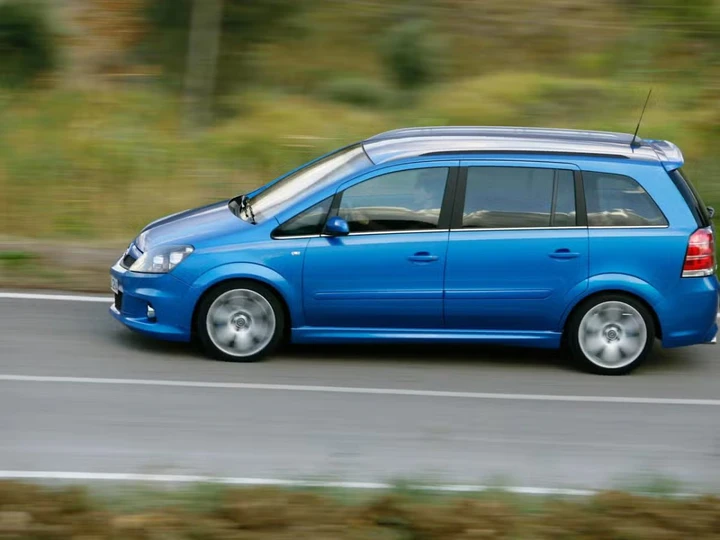 Cinque auto che superano tranquillamente i 15 anni: grande affidabilità