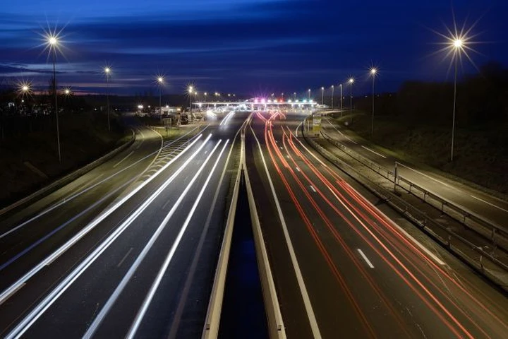 In Italia ogni giorno 63 persone su 100 si muovono con un'automobile