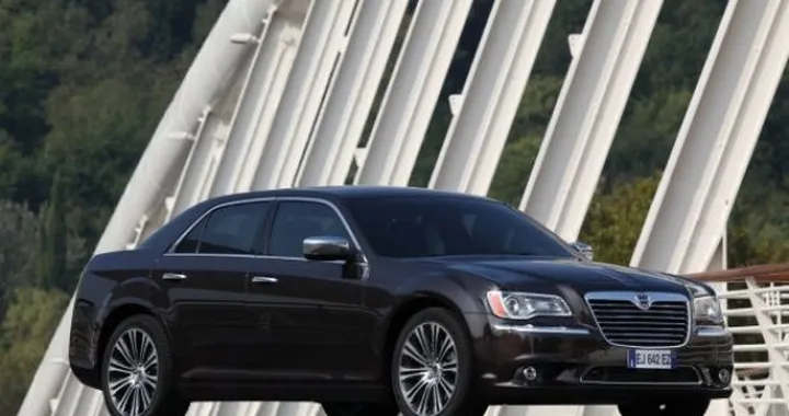Chrysler 300: smentita l'introduzione della station-wagon