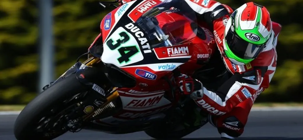 Superbike, Giugliano (Ducati) affila le armi per Phillip Island: 