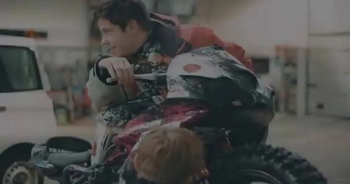 Triumph Daytona vs. Porsche Carrera vs Polaris RMK: