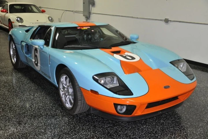 Ford GT Heritage Gulf Edition: in vendita un esemplare nuovo