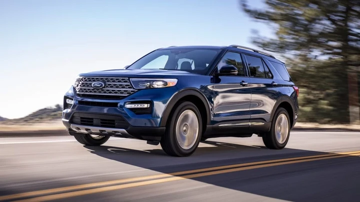 Ford richiama 59.000 veicoli, il rischio è un incendio nel vano motore