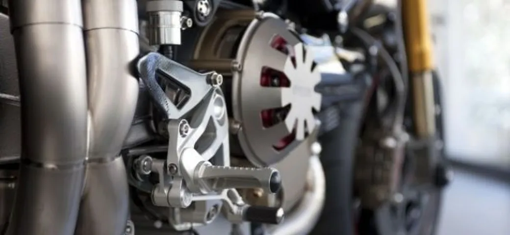 Kit pedane regolabili Moto Corse per Ducati Monster 696, 796 e 1100