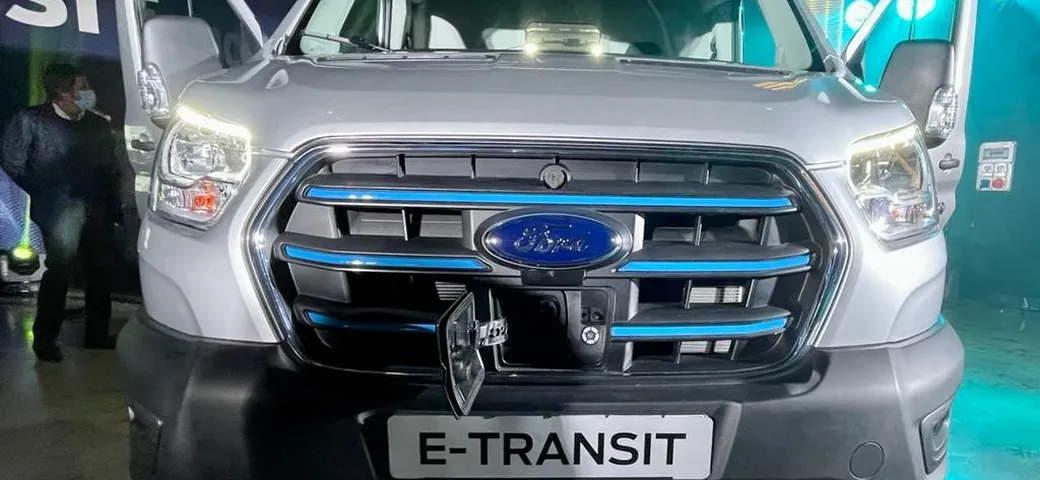 Ford E-Transit 2022: furgone elettrico con prezzi da 48.500 euro