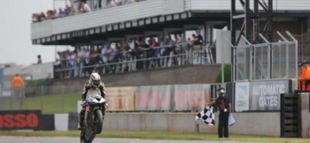 Test Supersport: Progressi per la Triumph nei test di Imola