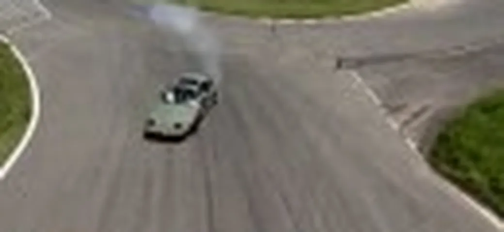 Una gara di drift vista da un...drone!