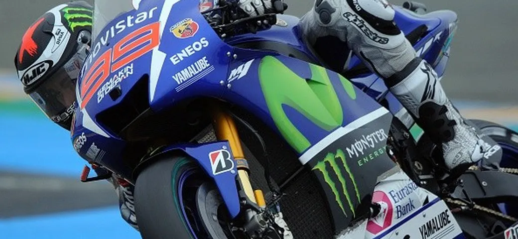 MotoGP Le Mans 2015 | Qualifiche: Marquez in pole, Dovizioso e Lorenzo dietro. Male Rossi settimo