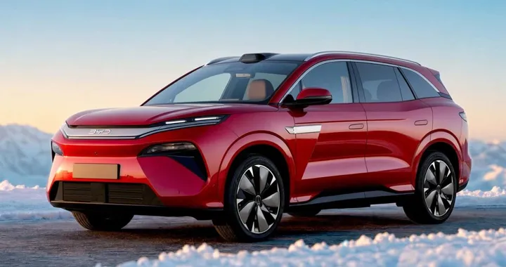 Il SUV cinese da 775 CV si ricarica in 9 minuti: sette posti e 653 km di autonomia