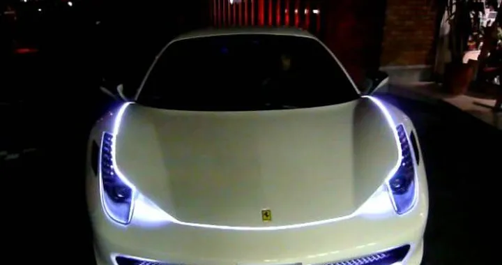 Ferrari 458 Italia by Phkosugi: quando il LED diventa  da brividi...