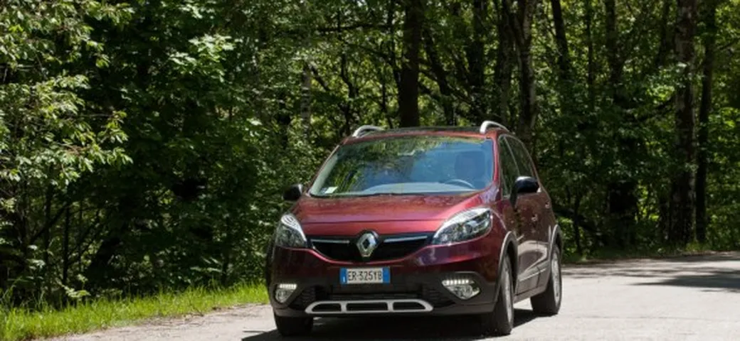 Sconti Renault: la Scenic XMod Cross al prezzo di 16.450 euro