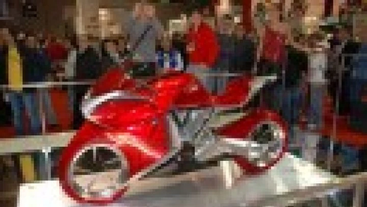 Honda V4 Concept Story