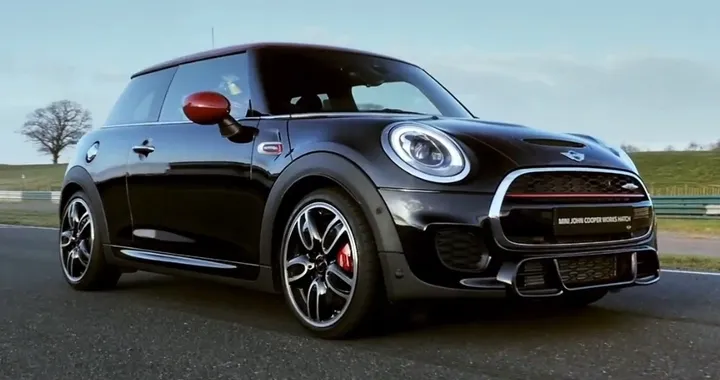 Mini John Cooper Works 2015 [Video]