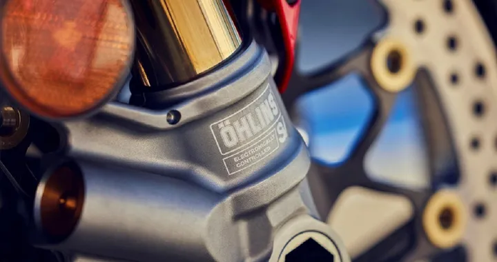 SmartEC3 di Öhlins Racing debutta sulla Honda Fireblade SP 2024