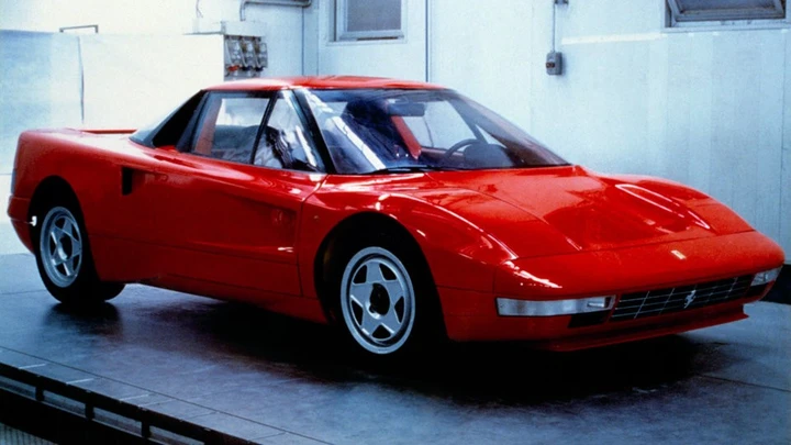 Ferrari 408 4RM: la prima 