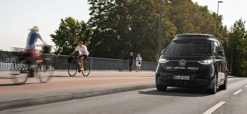 Volkswagen lancia il minibus autonomo ID.Buzz AD