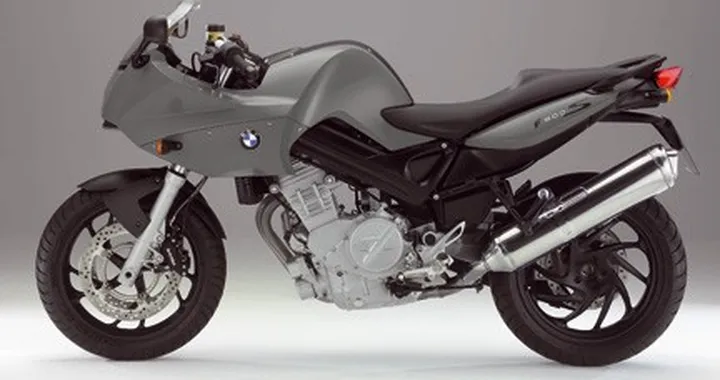Nuove BMW F 800 S e F 800 ST in versione ribassata