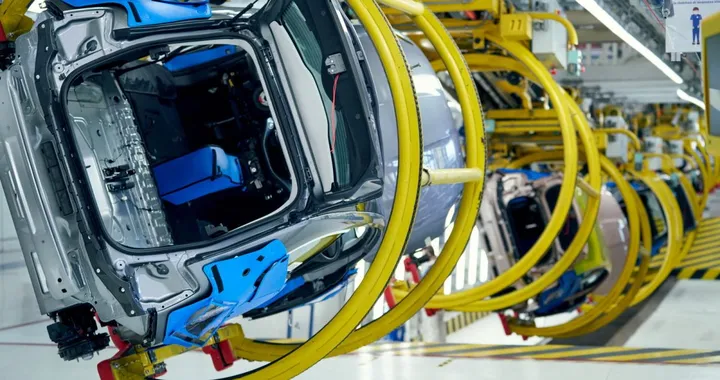 Stop alle auto termiche: la Germania convince l’Europa a rivedere il bando dal 2035