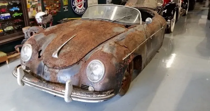 Ritrovata dopo 41 anni una rara Porsche 356 A