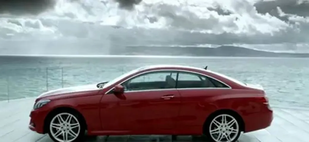 Mercedes Classe E Coupé e Cabriolet 2013 in video