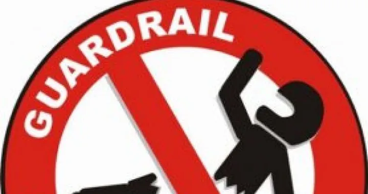 Il sindaco di Genova: "non installeremo guard-rail salva motociclisti, troppo costosi"