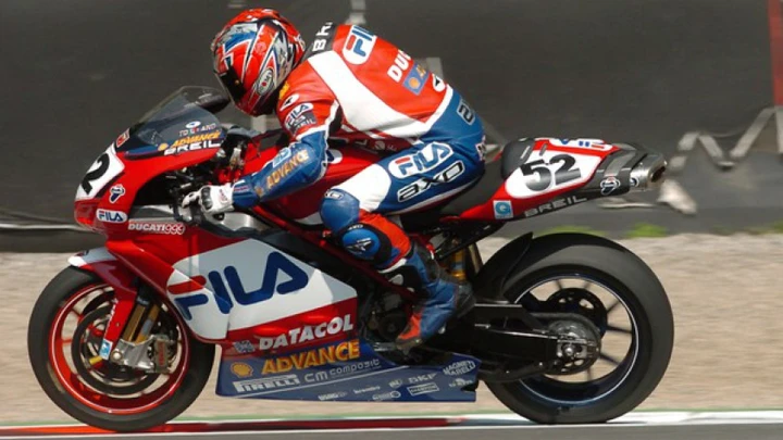 James Toseland torna nel Mondiale SBK nelle vesti di team manager