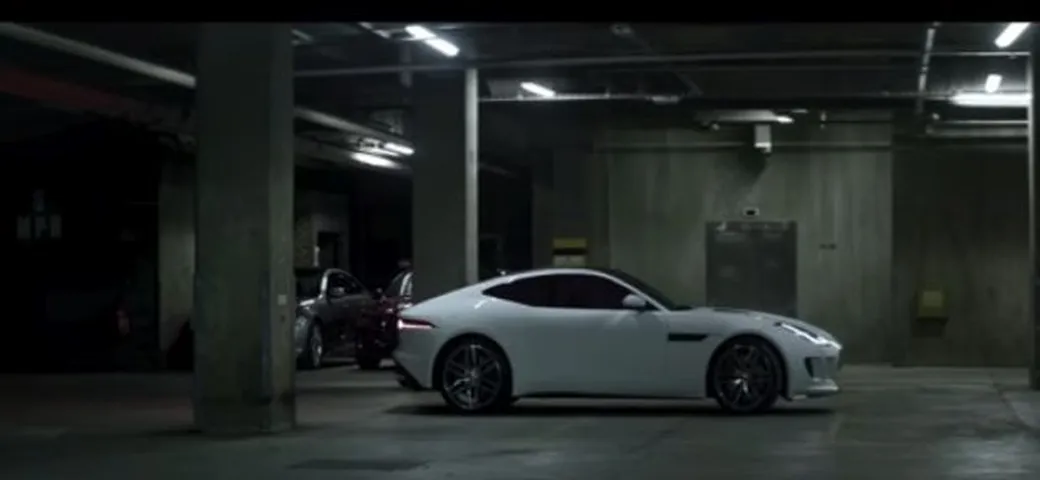 Jaguar: nuovo spot dedicato alla  Jaguar F-Type Coupé