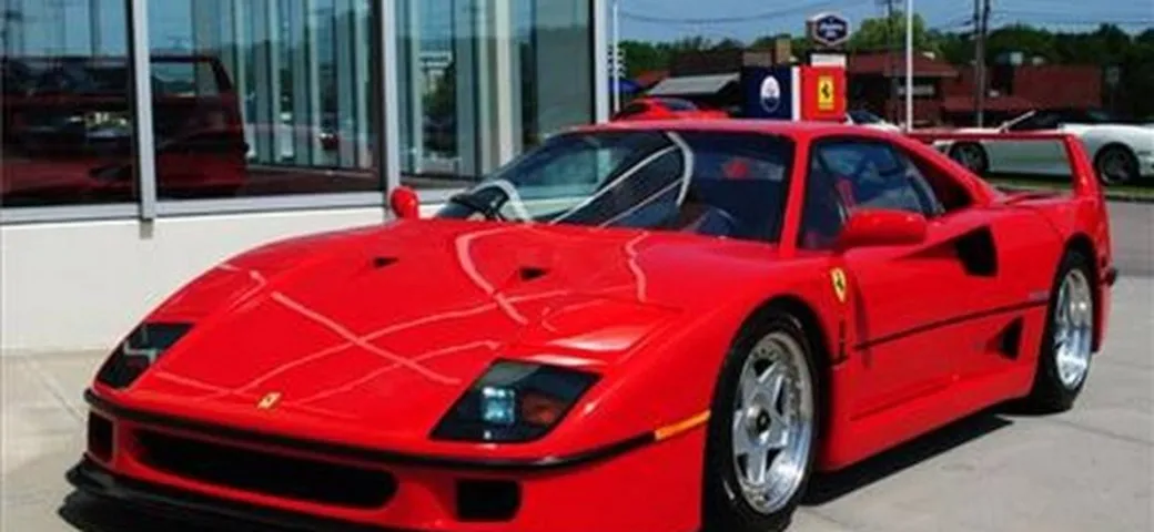 Ferrari F40, F50 ed Enzo: in vendita tutte insieme per 4.7 milioni di euro