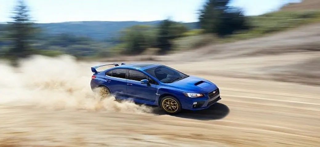 Subaru WRX STi: drift per colazione in video