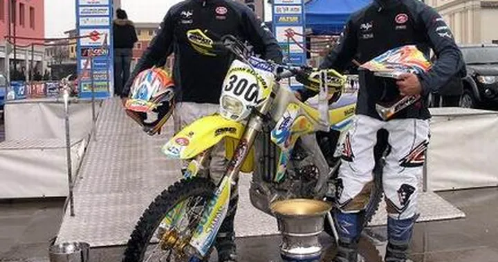 Nicola Dutto e il Team MG Suzuki Bianco Moto debutto vincente nell'Europeo Baja