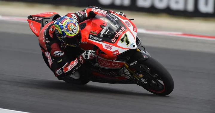 SBK Misano, Davies regala l'800° podio a Ducati