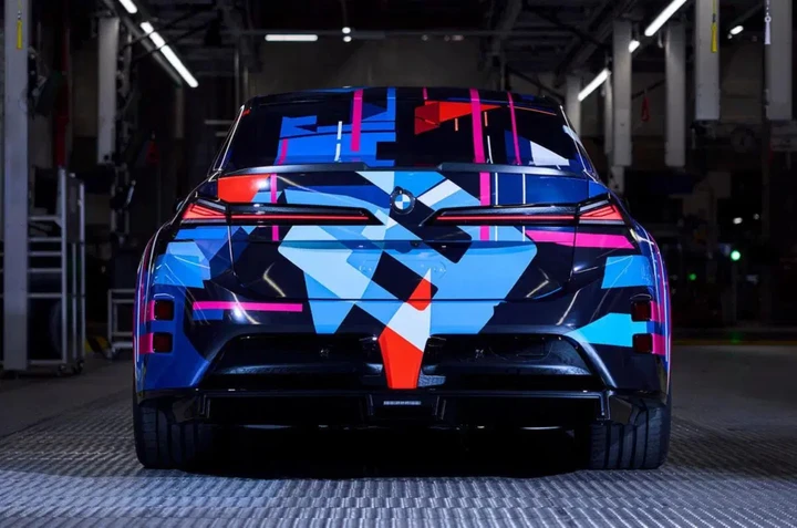 BMW M3 elettrica, quattro motori e oltre 100 kWh: la rivoluzione totale nel 2027