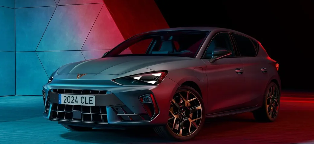 Cupra Leon 2024: restyling e novità nei modelli Compact e Sportstourer